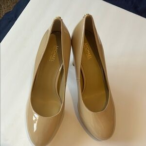 Michael Kors Tan Heels Classic Pointed Toe Pumps